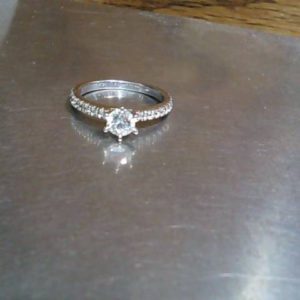 Ring 14K Gold WHITE GOLD 1.7 DWT