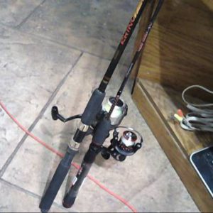 SHAKESPEARE UGLY STICK FISHING ROD