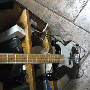 KONA 4 STRING BASS ELECTRIC Guitar