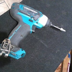 MAKITA DT03 CORDLESS Drill