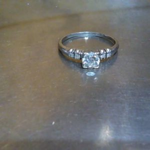 Ring 14K Gold WHITE GOLD 2.6 DWT