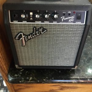 FENDER FRONTMAN 10G AMP