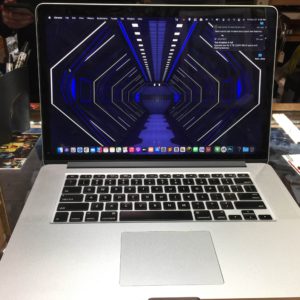 APPLE A1398 LAPTOP COMPUTER